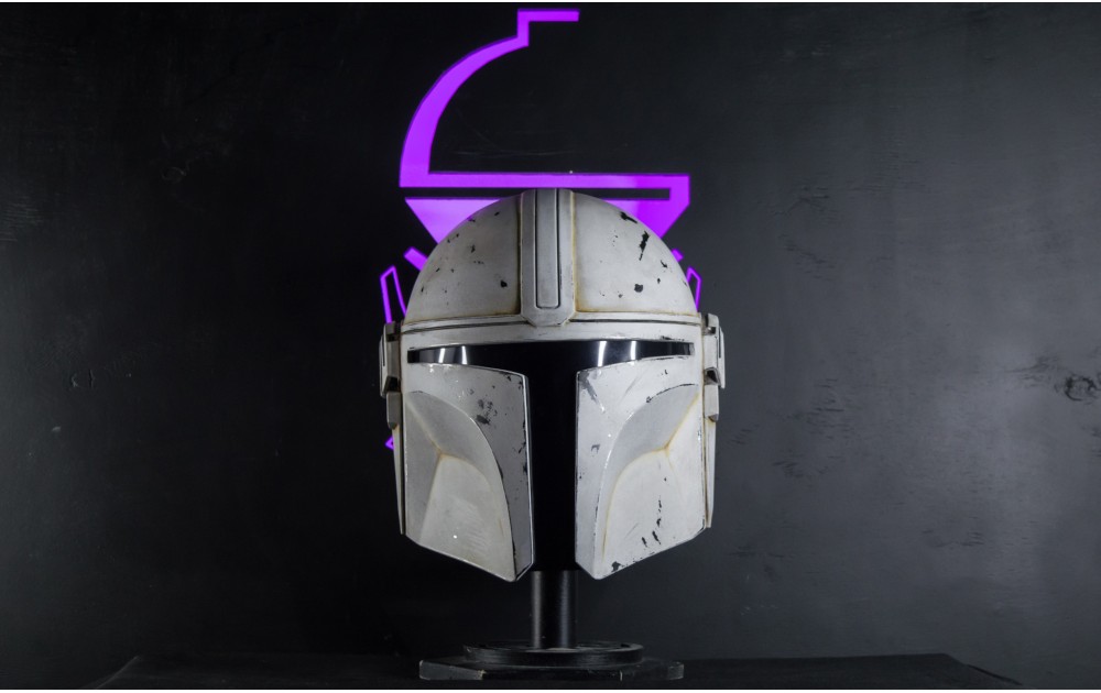 "White" Mandalorian Helmet