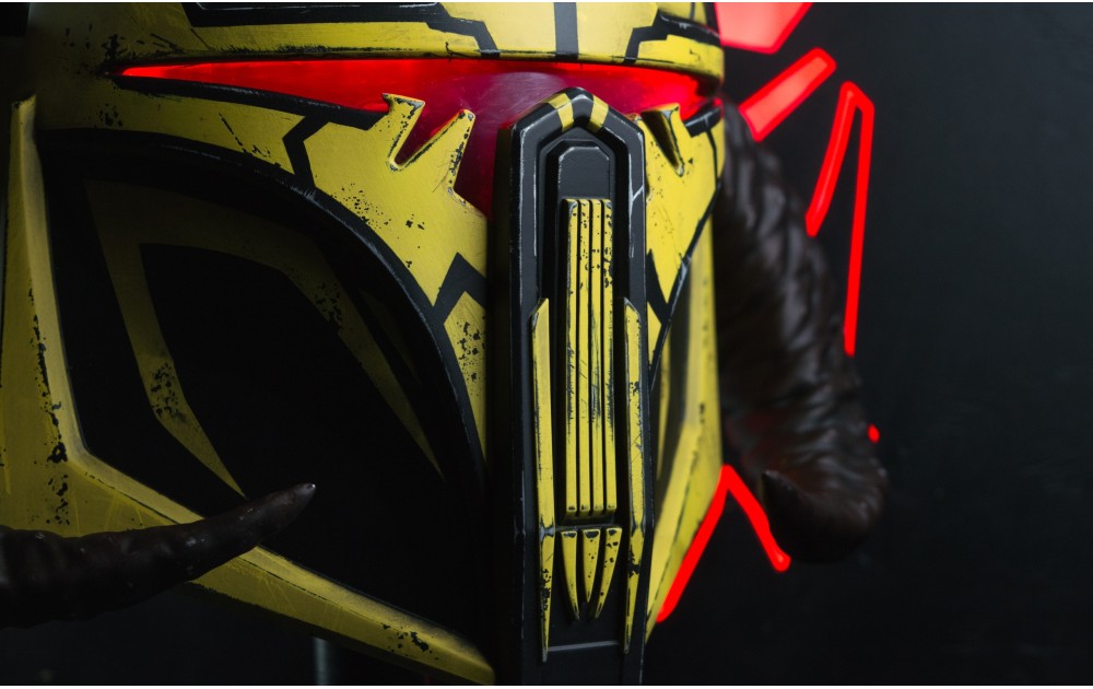 Custom Savage Mandalorian Helmet with Horn