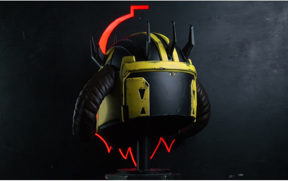 Custom Savage Mandalorian Helmet with Horn